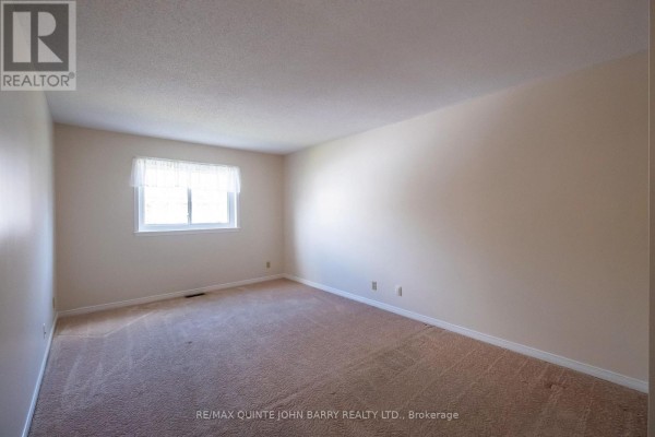 202-56 Tripp Boulevard, Quinte West, ON, photo 3