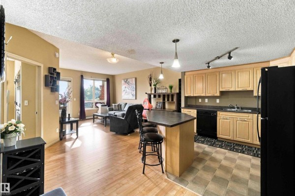 Dining room - #202 6220 134 Av Nw, Edmonton, AB T5A0A8 Photo 2