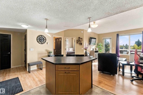 #202 6220 134 Av Nw, Edmonton, AB T5A0A8 Photo 5