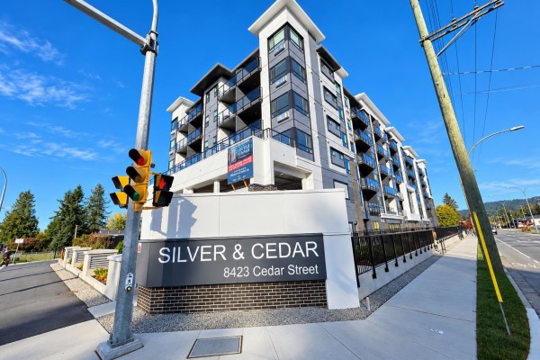 202 8423 Cedar Street, Mission, BC V4S0G6 Photo 2