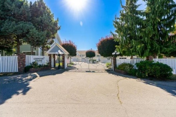 202 9109 154 Street, Surrey, BC V3R9G8 Photo 5