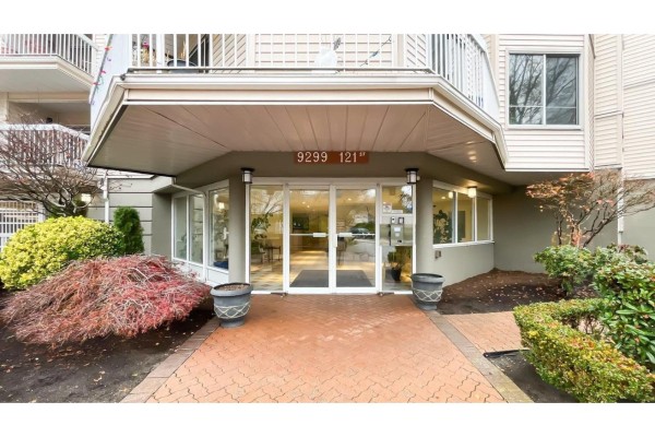 202 9299 121 Street, Surrey, BC V3V7X8 Photo 5