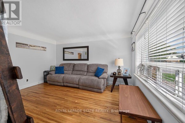 Recreation room - 202 East 26th Street, Hamilton, ON L8V3C8 Photo 5