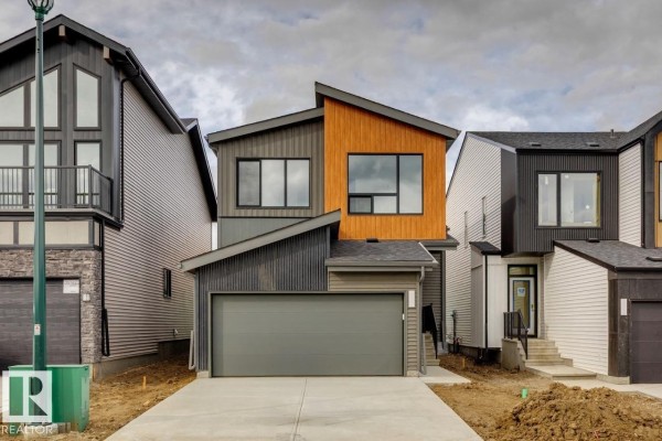 Kitchen - 202 Stetson Lo, Ardrossan, AB T8E2E4 Photo 2