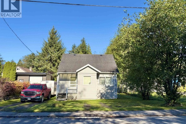 202 W 9th Avenue, Prince Rupert