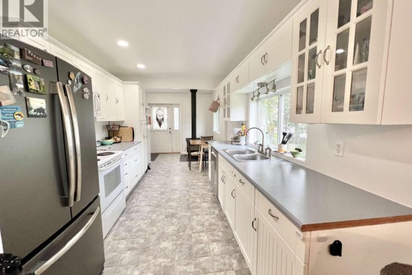 Laundry room - 202 W 9th Avenue, Prince Rupert, BC V8J2S7 Photo 3