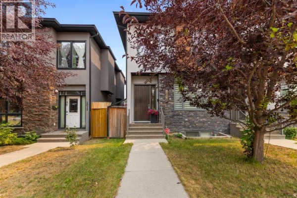 Living room - 2020 37 Street Sw, Calgary, AB T3E3A9 Photo 2