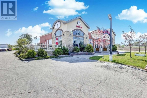 20215 Woodbine Avenue, East Gwillimbury, ON, photo 3