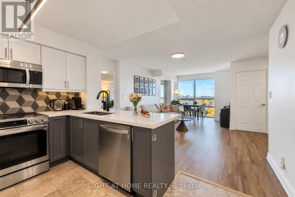 Primary Bedroom - 2022 - 35 Hollywood Avenue, Toronto, ON M2N0A9 Photo 4
