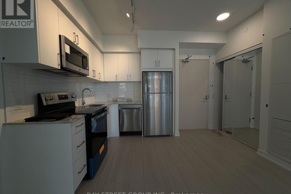 Dining room - 2022 - 4010 Eglinton Avenue W, Toronto, ON M9A0G5 Photo 4