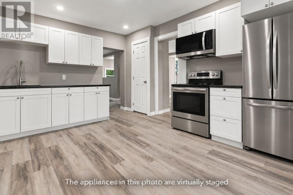 Dining room - 2022 Dundas Street N, Edwardsburgh/cardinal, ON K0E1E0 Photo 3