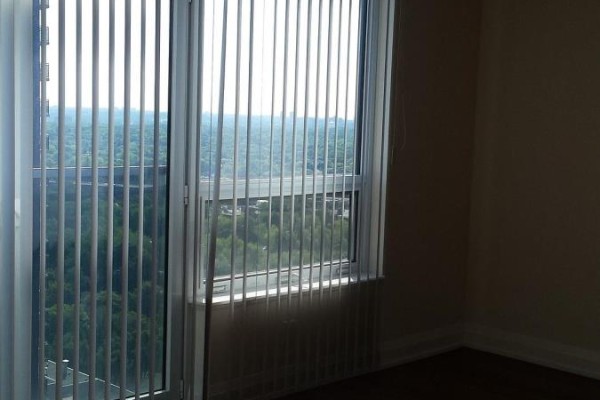 Dining room - 2024 - 5 Sheppard Avenue E, Toronto, ON M2N2Z8 Photo 2