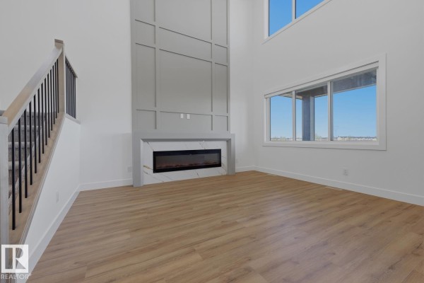 Kitchen - 2024 Flycatcher Pt Nw, Edmonton, AB T5S0T3 Photo 3
