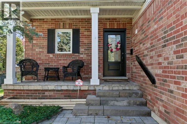 2024 Grovetree Lane, Burlington, ON, photo 3