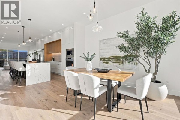 Dining room - 2026 36 Street Sw, Calgary, AB T3E2Z1 Photo 3