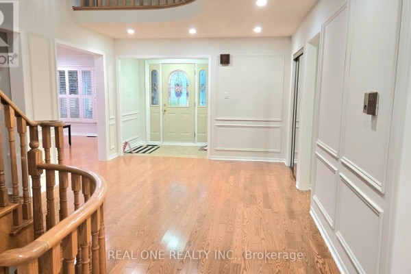 Family room - 2027 Roy Ivor Crescent, Mississauga, ON L5L3N7 Photo 4