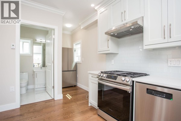 2028 E 42nd Avenue, Vancouver, BC V5P1L8 Photo 4