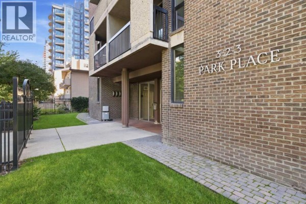 Bedroom - 203, 323 13 Avenue Sw, Calgary, AB T2R0K3 Photo 3