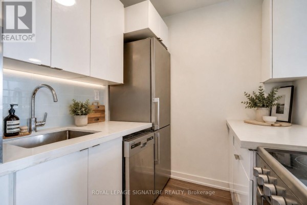 203 - 15 Gamble Avenue, Toronto, ON, photo 3