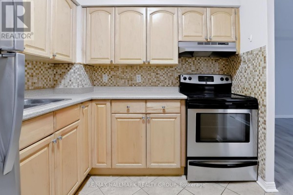 203 - 158a Mcarthur Avenue, Ottawa, ON K1L7E7 Photo 5