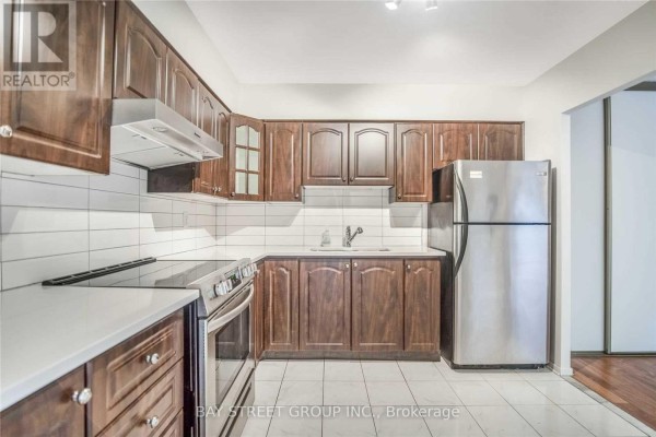 203 - 1705 Mccowan Road, Toronto, ON M1S4L2 Photo 4