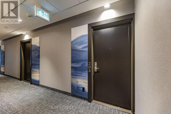 203 - 181 Bedford Road, Toronto, ON M5R0C2 Photo 4