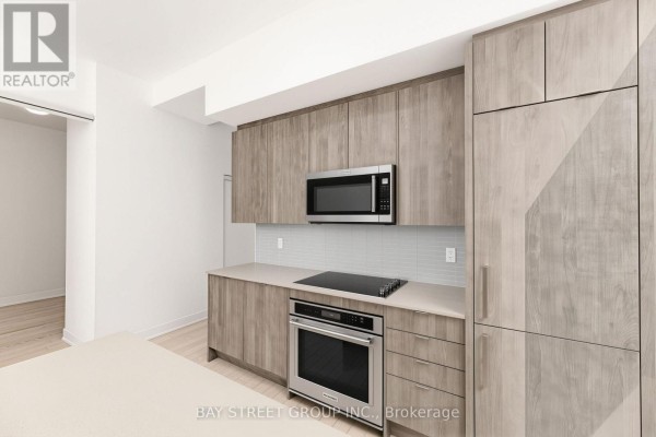 203 - 181 Bedford Road, Toronto, ON M5R0C2 Photo 5