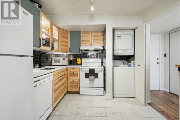 203 - 266 Lorry Greenberg Drive, Ottawa, ON K1T3J9 Photo 5