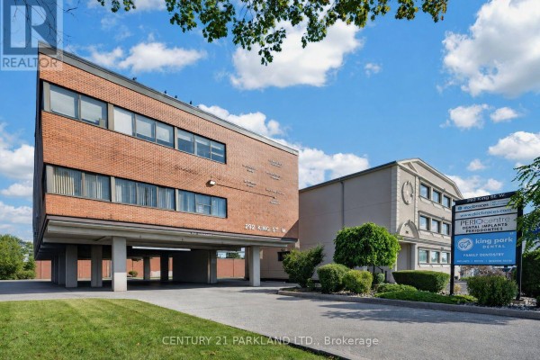 203 - 292 King Street W, Oshawa, ON L4R3M6 Photo 5