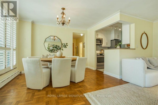 Kitchen - 203 - 30 Elm Avenue, Toronto, ON M4W1N5 Photo 4