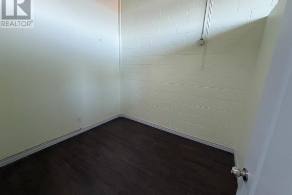 203 - 41 Metropolitan Road, Toronto, ON M1R2T5 Photo 5