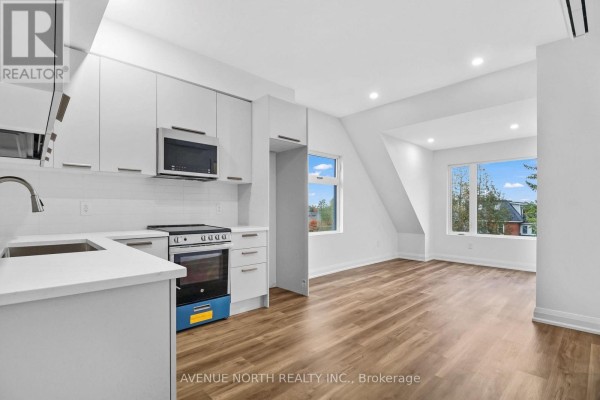 203 - 436 Athlone Avenue, Ottawa, ON K1Z5M7 Photo 2