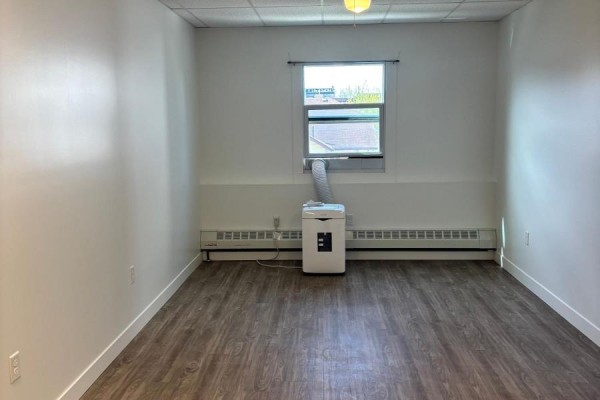 203 - 50 Scott Street, St  Thomas, ON, photo 2