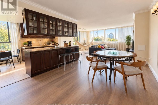 Kitchen - 203 - 80 Antibes Drive, Toronto, ON M2R3N5 Photo 2