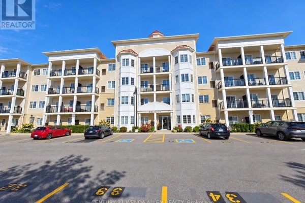 Primary Bedroom - 203 - 80 Shipway Avenue, Clarington, ON L1B0V8 Photo 4