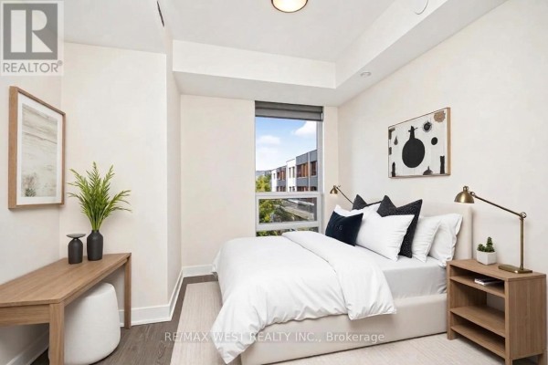 Primary Bedroom - 203 - 80 Vanauley Street, Toronto, ON M5T0C9 Photo 4