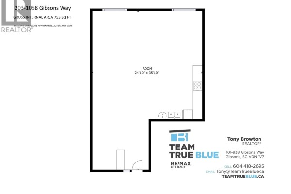 203 1058 Gibsons Way, Gibsons, BC V0N1V7 Photo 4