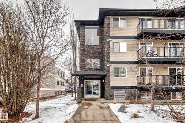 Kitchen - #203 11827 105 St Nw, Edmonton, AB T5G2N1 Photo 3