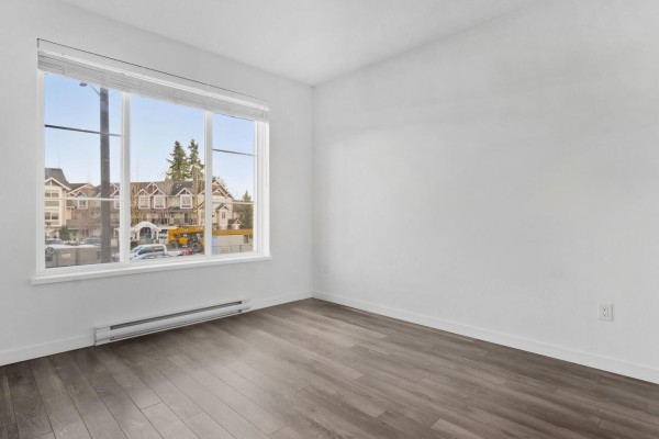 203 15858 Fraser Highway, Surrey, BC V4N6X4 Photo 5