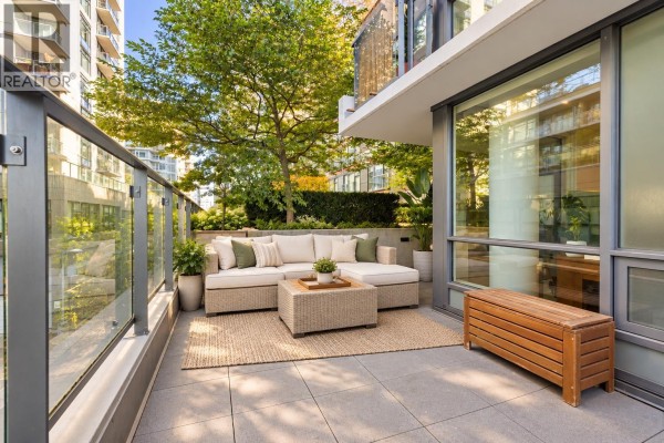 203 1788 Columbia Street, Vancouver, BC V5Y0L7 Photo 5