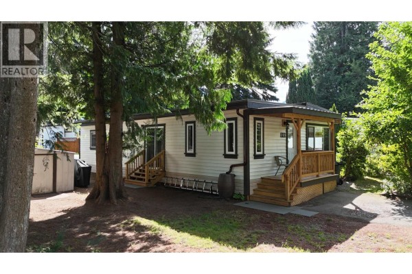 203 1830 Mamquam Road, Squamish, BC V0N1T0 Photo 2