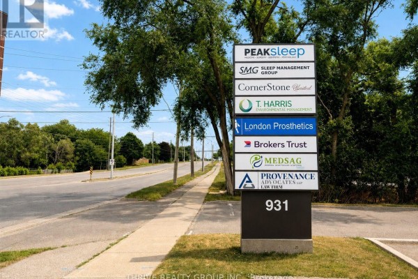203-204 - 931 Commissioners Road E, London South, ON N5Z3H9 Photo 4