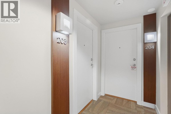 203 2481 Waterloo Street, Vancouver, BC V6R3H4 Photo 5