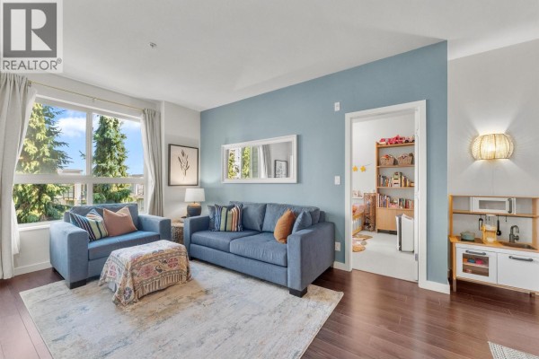 203 255 Ross Drive, New Westminster, BC V3L0C7 Photo 4