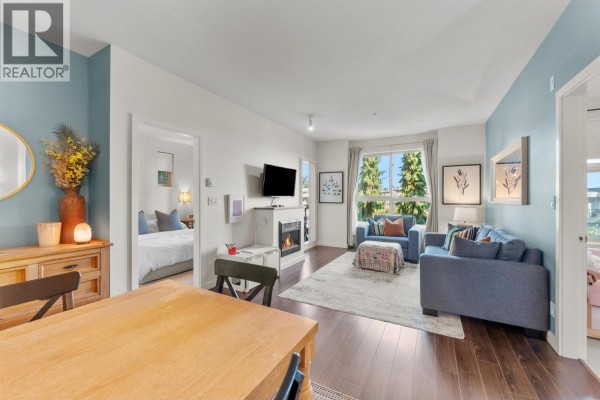 203 255 Ross Drive, New Westminster, BC V3L0C7 Photo 5