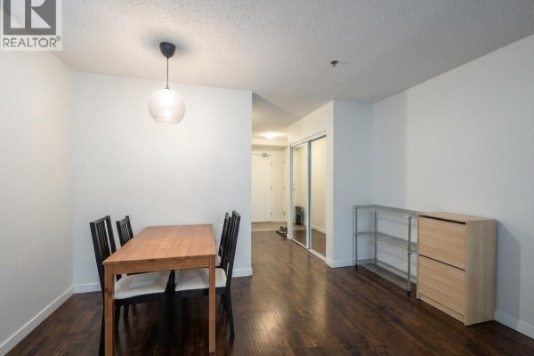 203 3720 W 8th Avenue, Vancouver, BC V6R1Z3 Photo 4