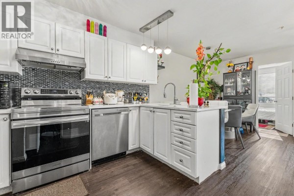203 5555 Victoria Drive, Vancouver, BC V5P4Y3 Photo 4