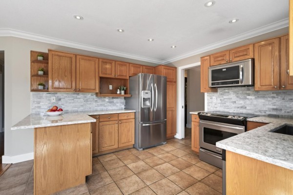 203 6875 121 Street, Surrey, BC V3Q1W2 Photo 5