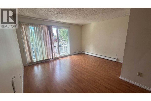 203 7280 Lindsay Road, Richmond, BC V7C3M6 Photo 2