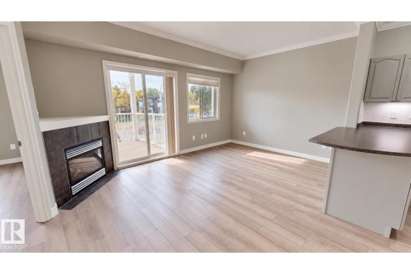 Den - #203 8528 82 Av Nw, Edmonton, AB T6C0Y8 Photo 3